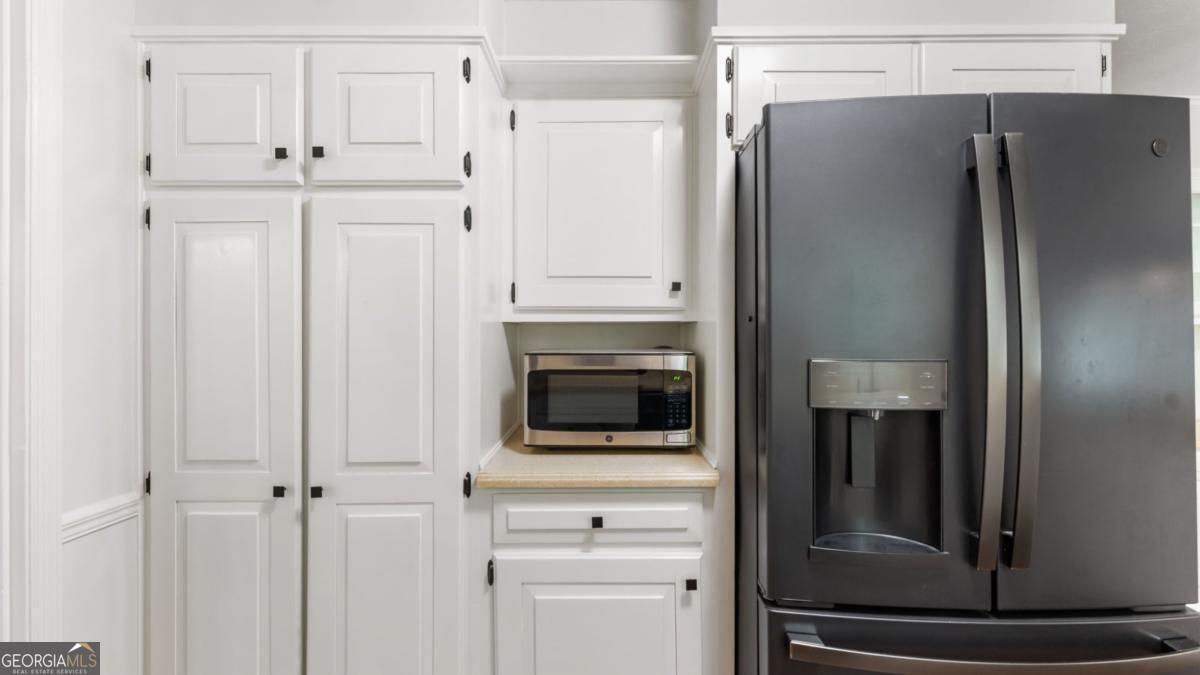 2679 Regency Drive E Property Photo 10