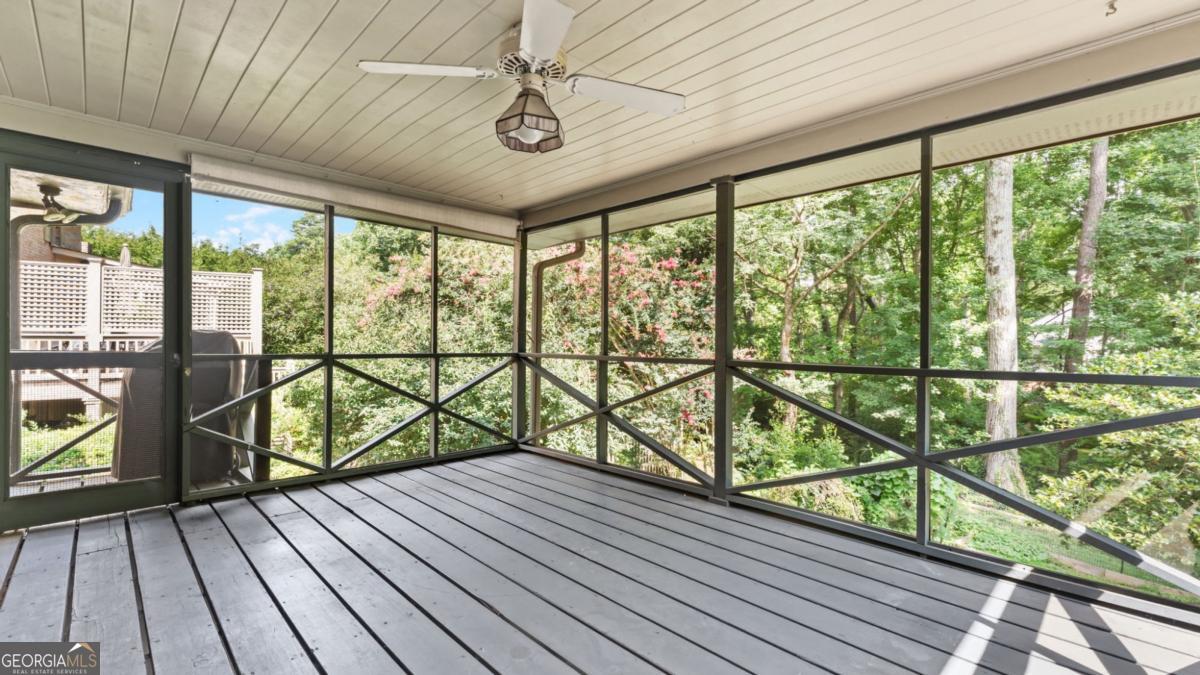 2679 Regency Drive E Property Photo 15