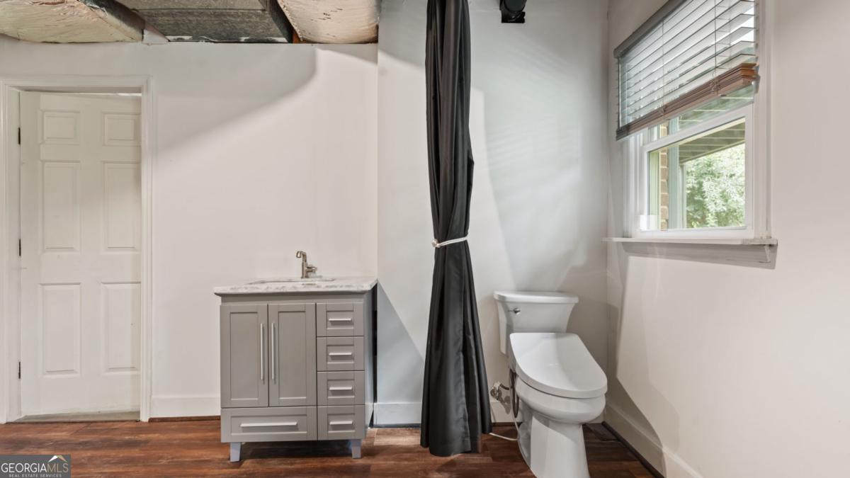 2679 Regency Drive E Property Photo 24