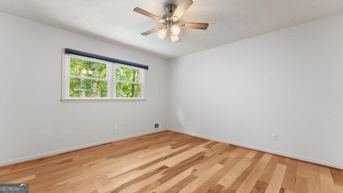 2679 Regency Drive E Property Photo 36