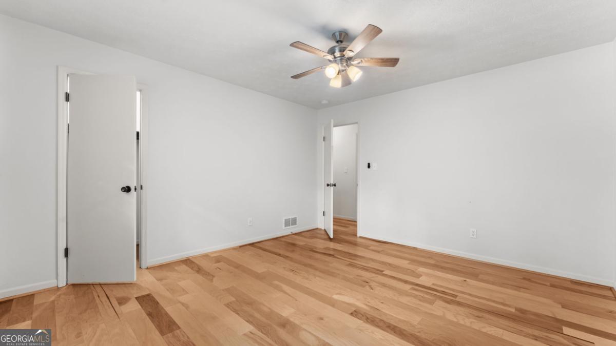 2679 Regency Drive E Property Photo 40