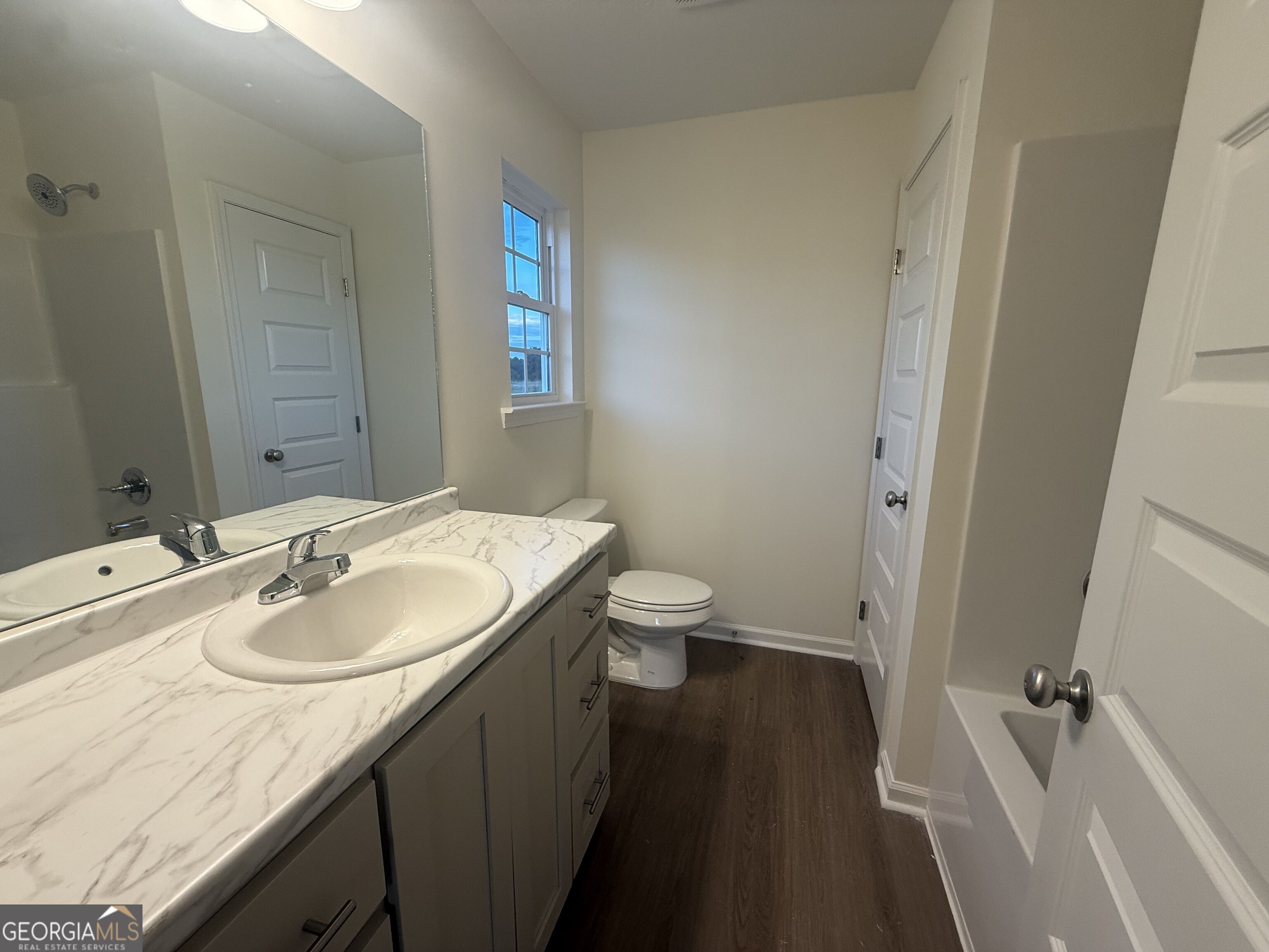513 Nickies Way Property Photo 14