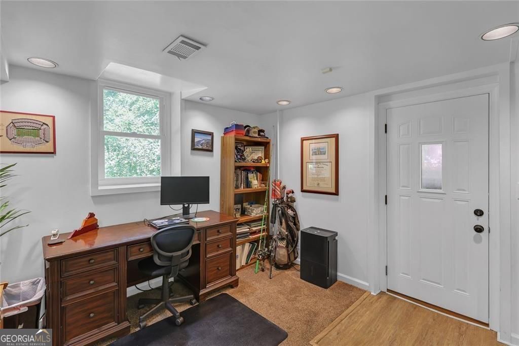1095 Latham Road Property Photo 20