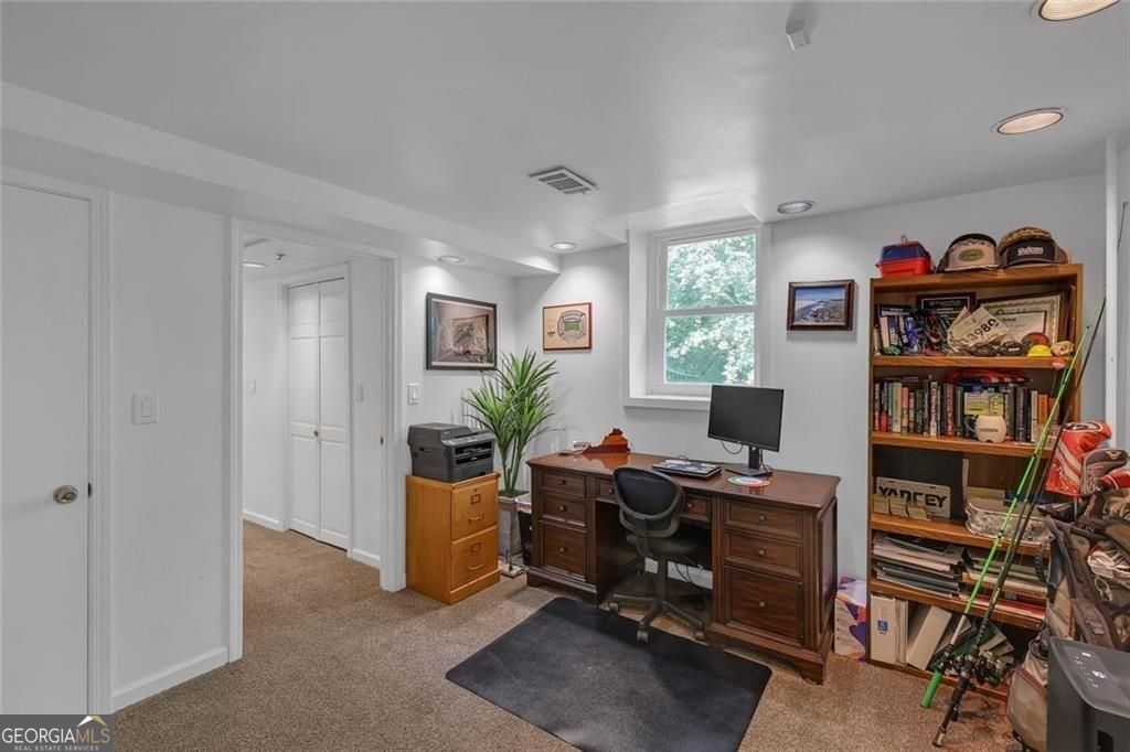 1095 Latham Road Property Photo 21