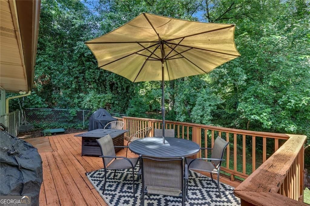 1095 Latham Road Property Photo 30