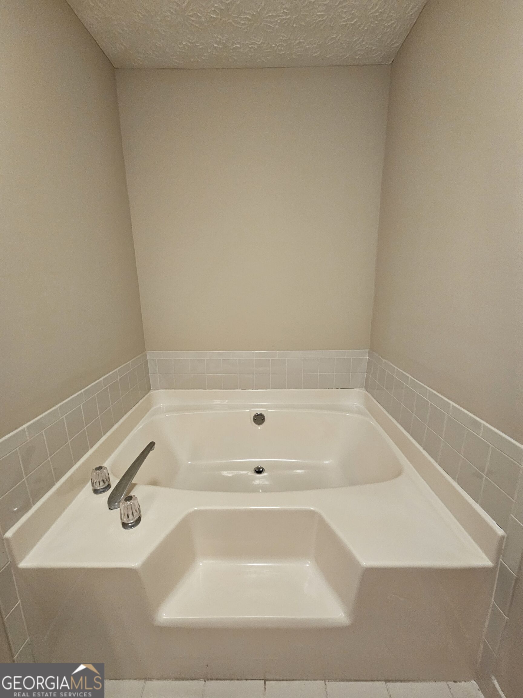 85 Sunnybrook Drive Property Photo 15