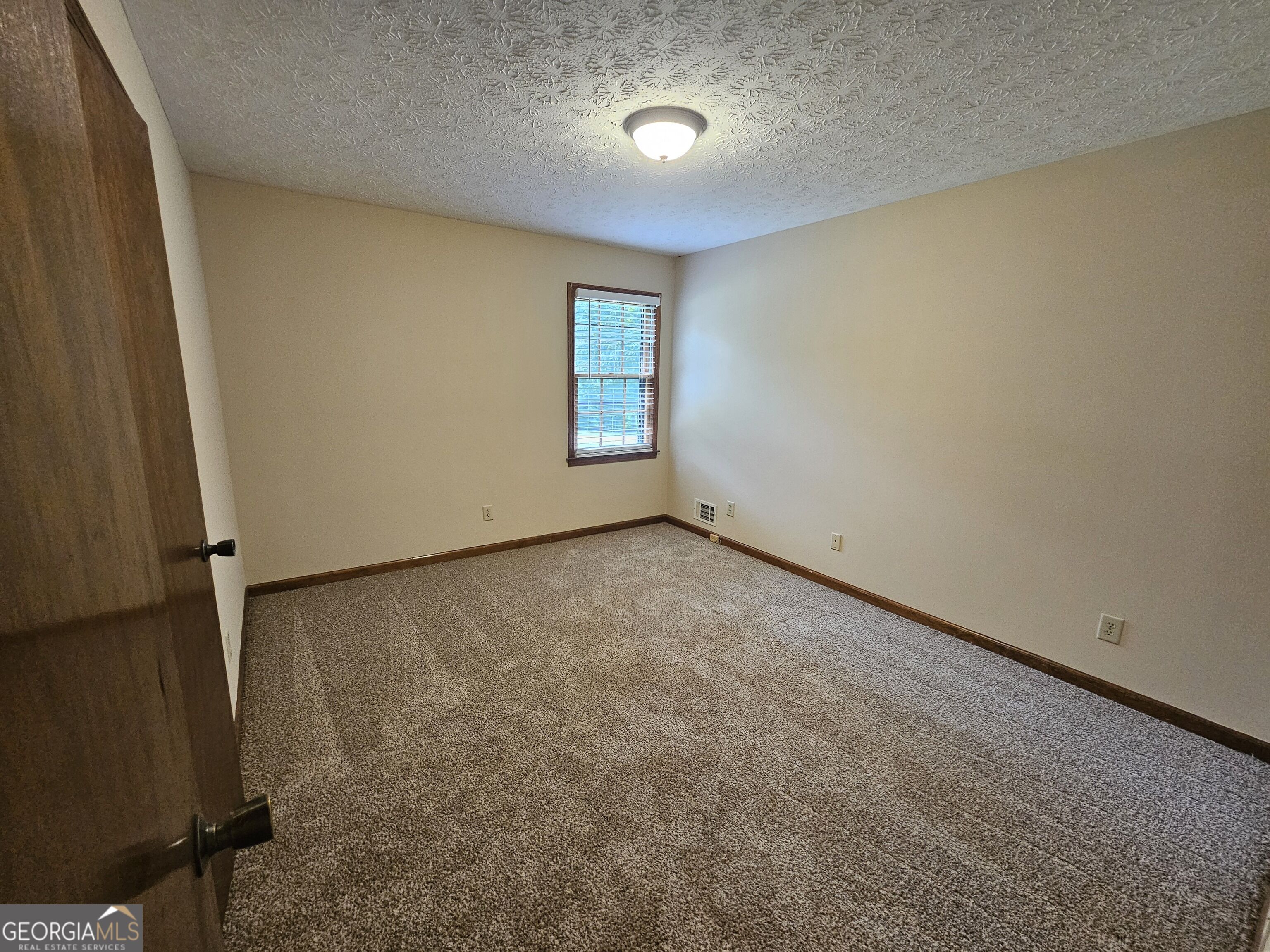 85 Sunnybrook Drive Property Photo 25
