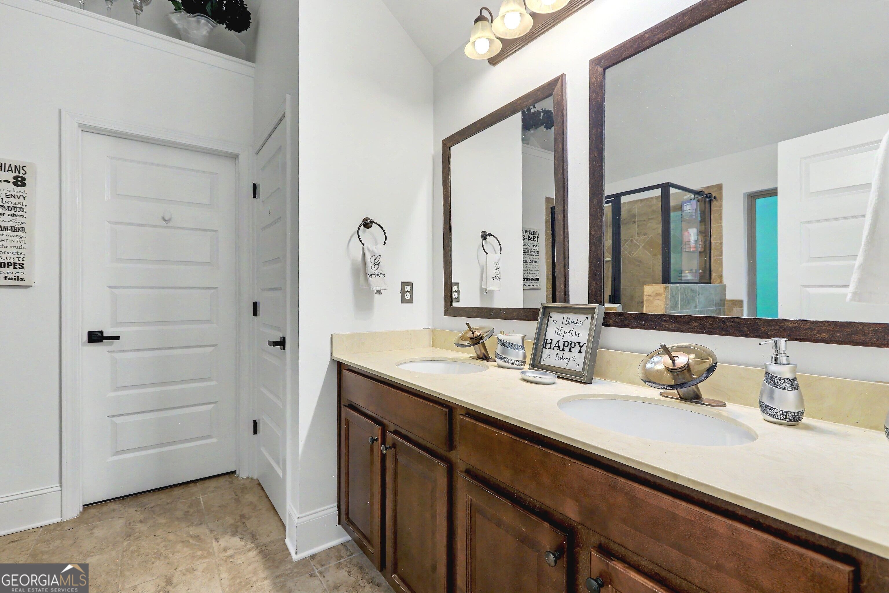 825 Belmar Pass # 7 Property Photo 16