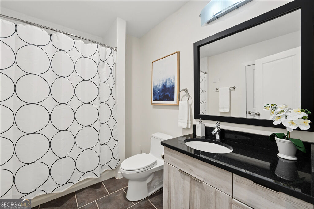 890 Memorial Drive Se # 306 Property Photo 14