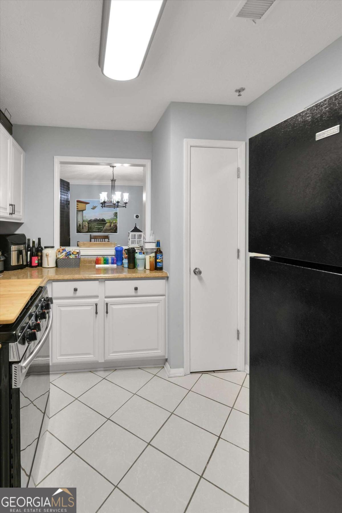 2410 Cumberland Court Se Property Photo 6