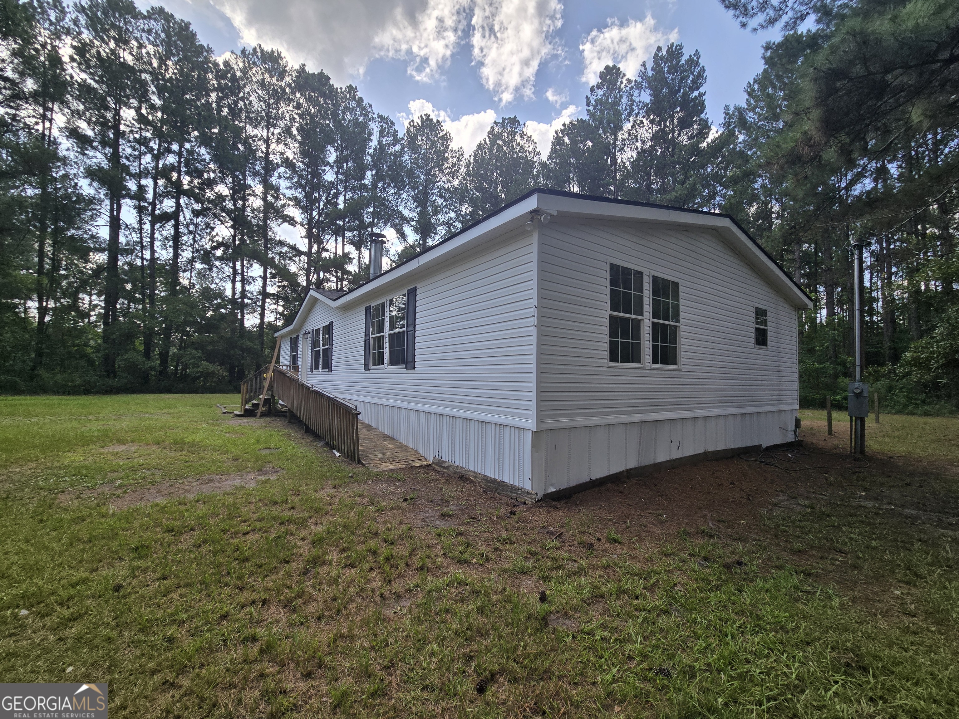 110 Bird Road Property Photo 3