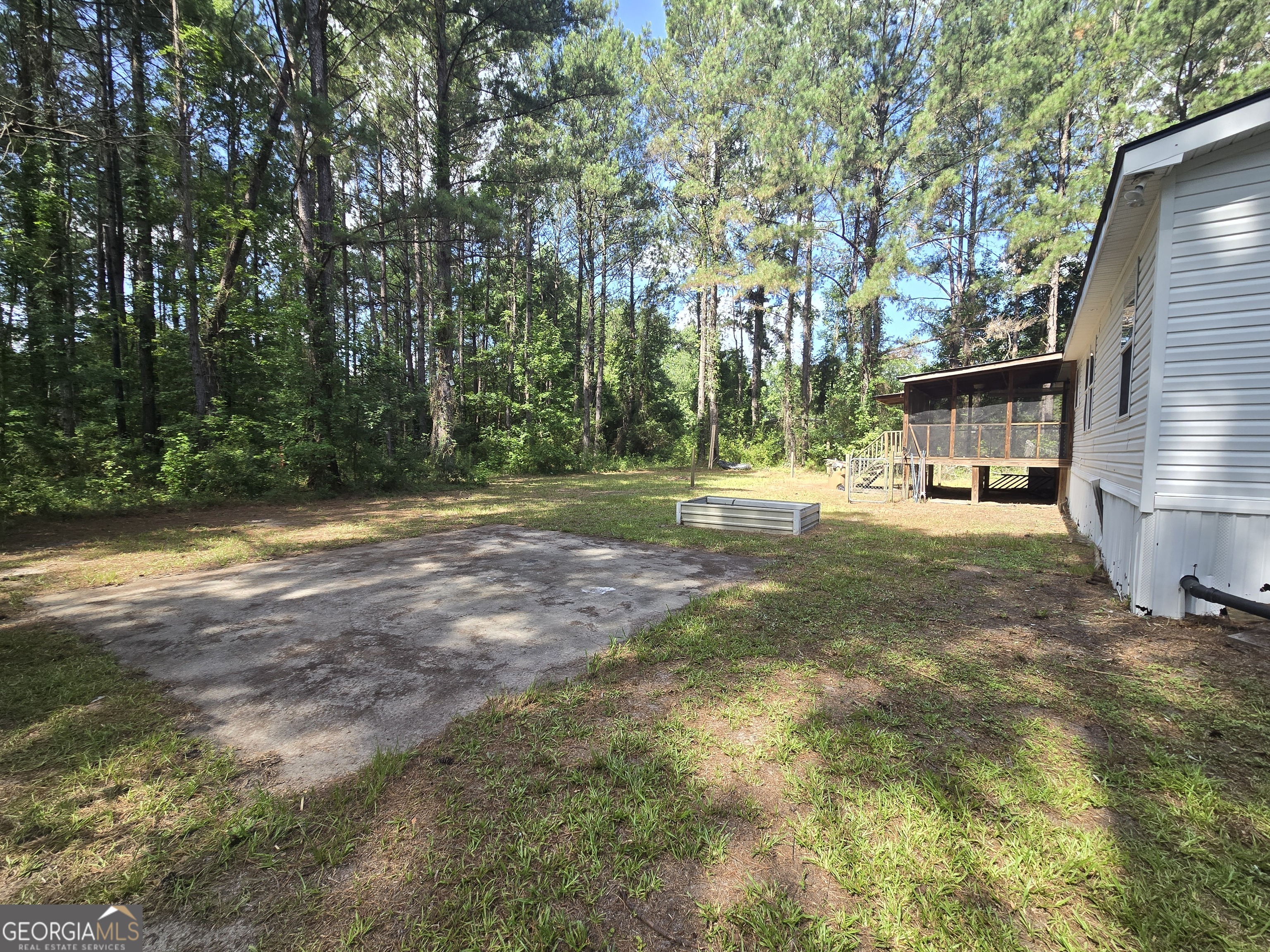 110 Bird Road Property Photo 4