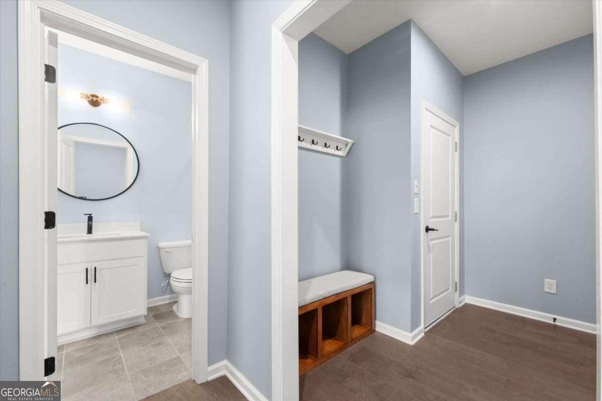 6460 Cortland Walk Property Photo 15