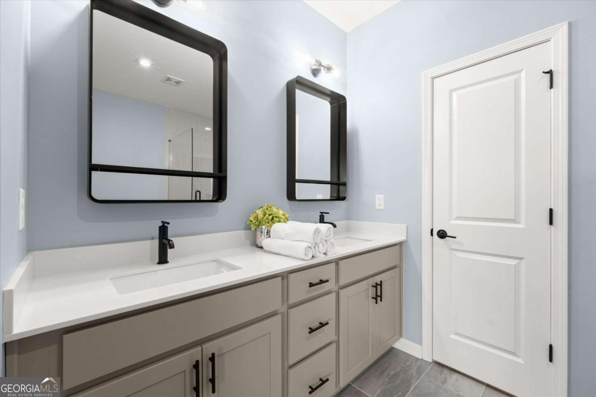 6460 Cortland Walk Property Photo 45