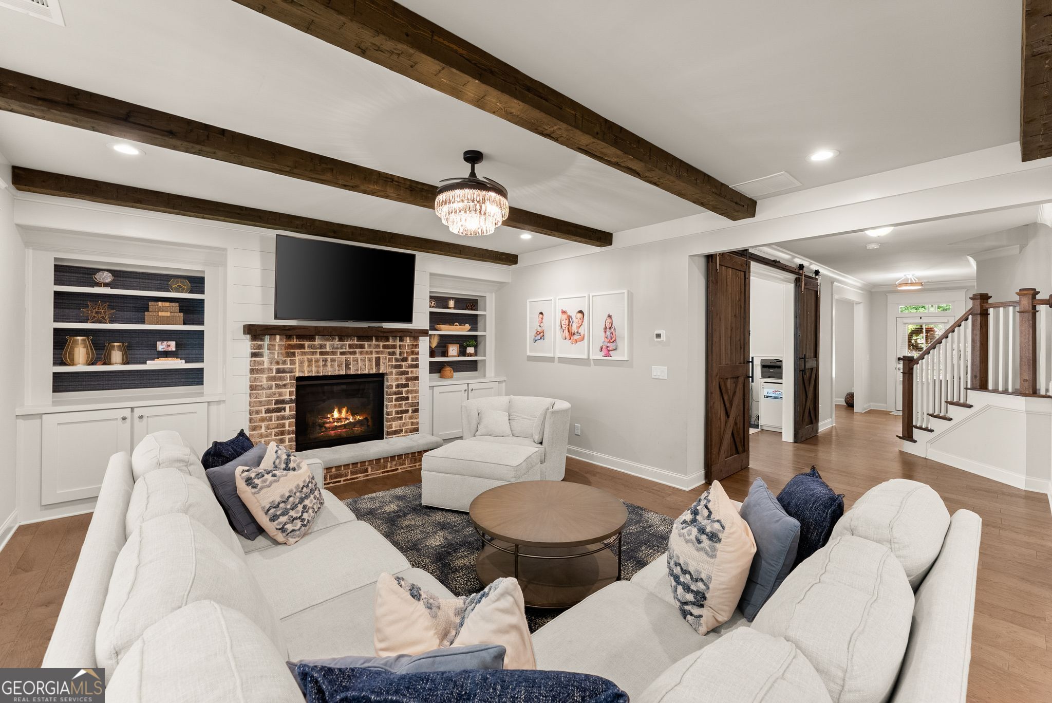 7066 Tree House Way Property Photo 8