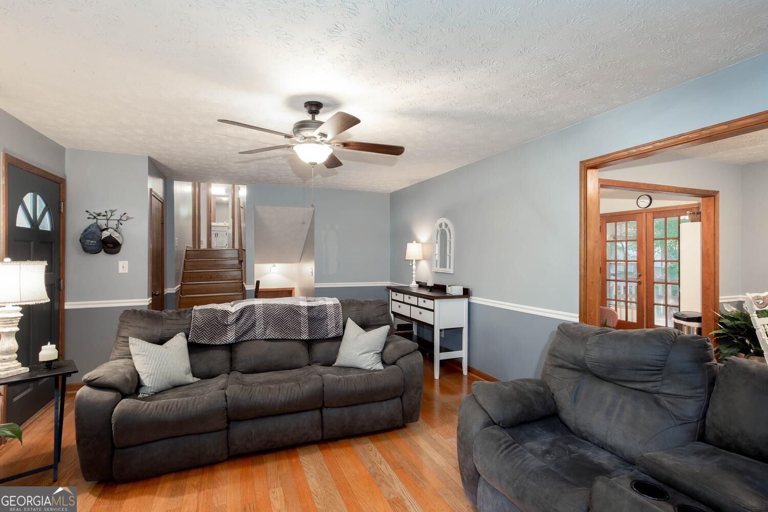 312 Harris Oaks Property Photo 6