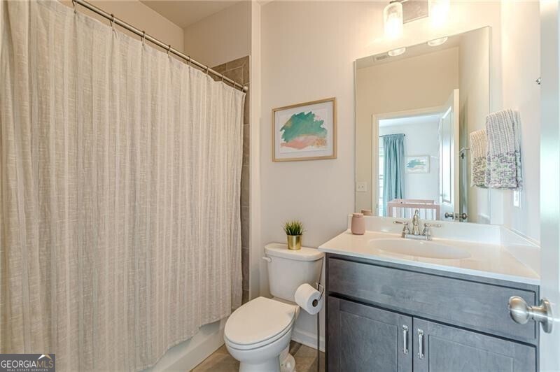763 Dunlop Way Property Photo 33