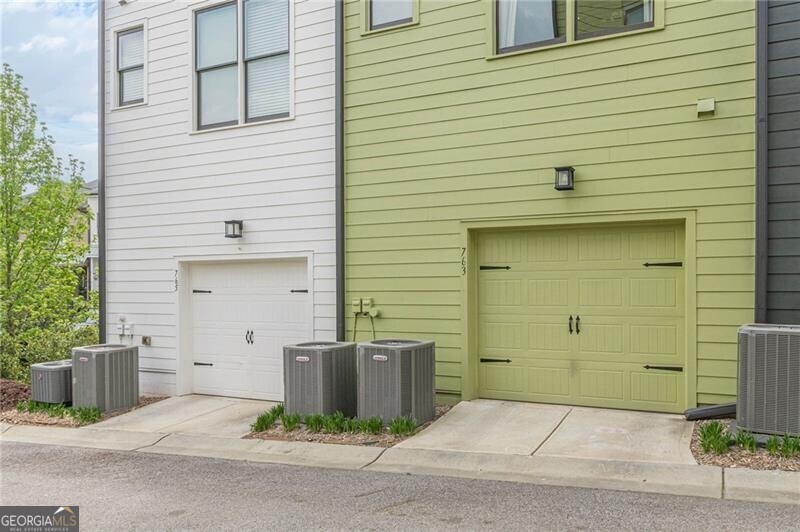 763 Dunlop Way Property Photo 39