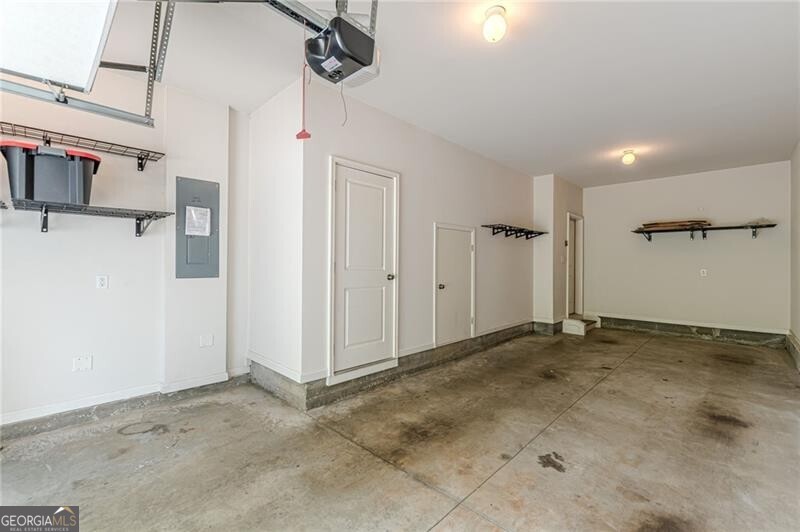 763 Dunlop Way Property Photo 40