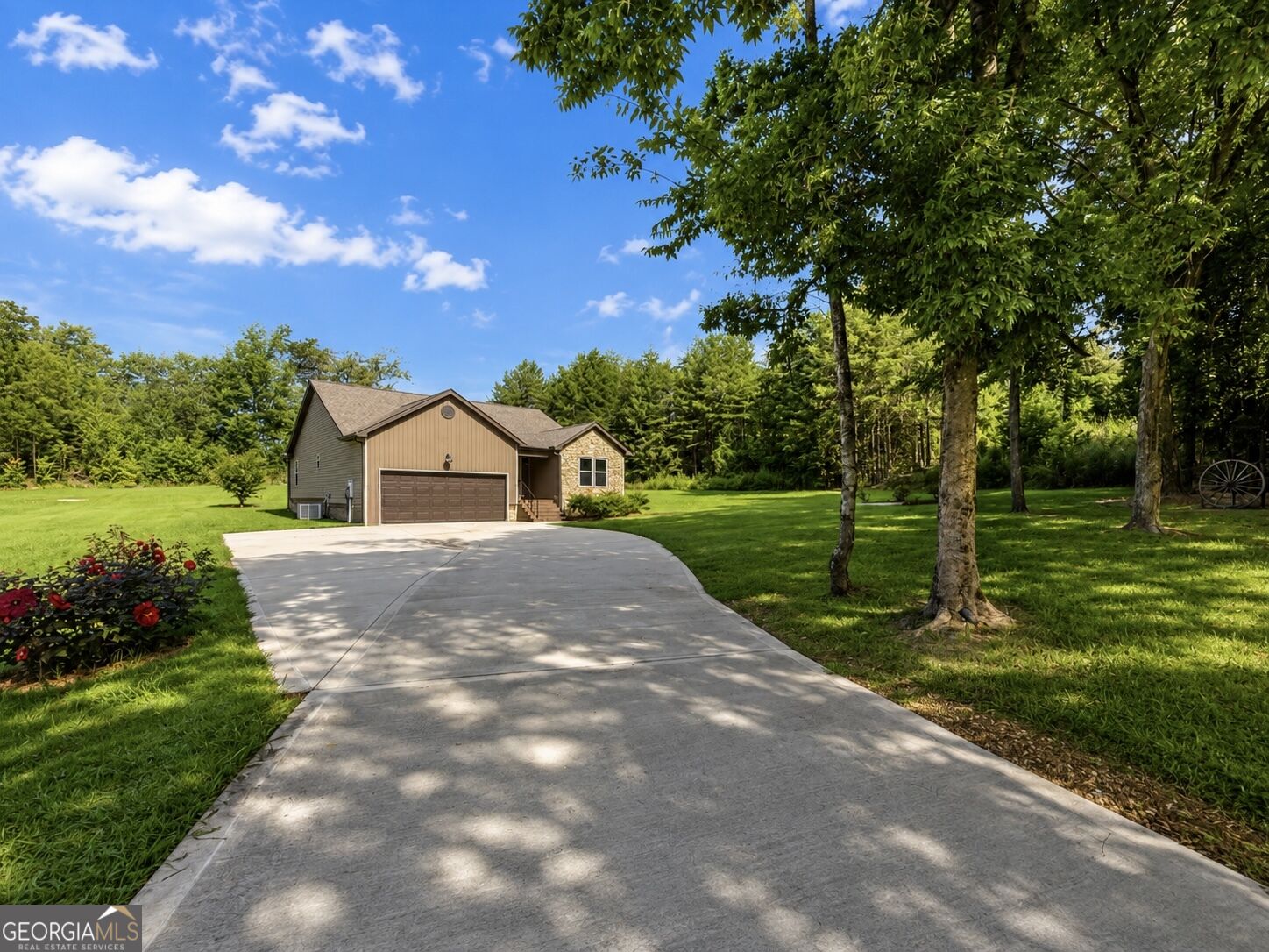 55 Skyline Hts Property Photo 1