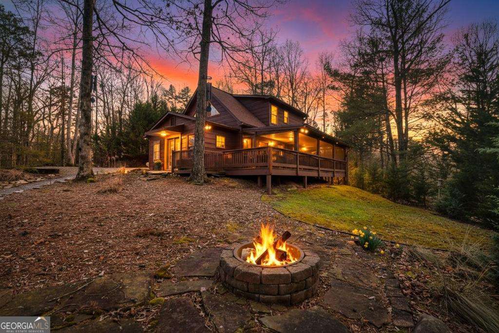 171 Mohawk Trail Property Photo 1