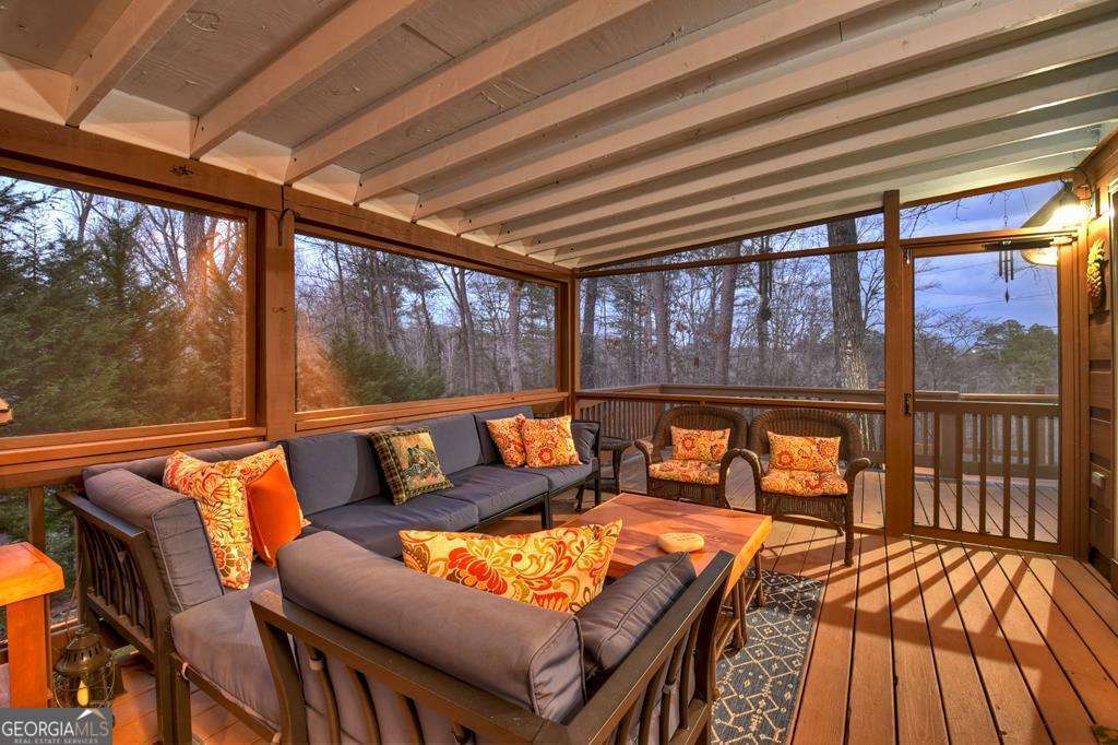 171 Mohawk Trail Property Photo 16