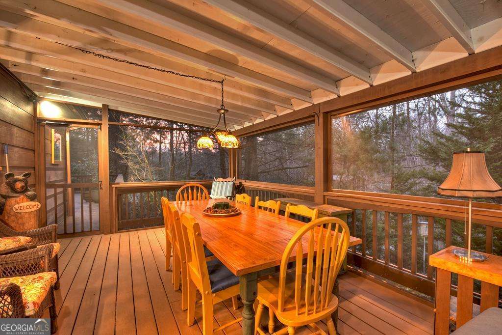 171 Mohawk Trail Property Photo 18