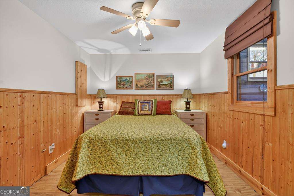 171 Mohawk Trail Property Photo 20