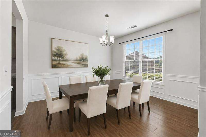 115 Silver Trace Property Photo 2