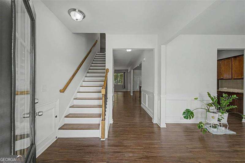 115 Silver Trace Property Photo 7