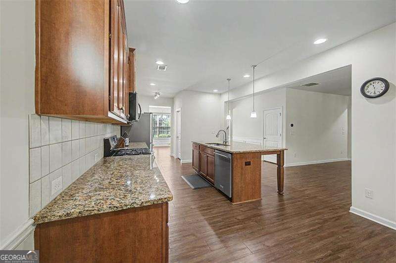 115 Silver Trace Property Photo 15