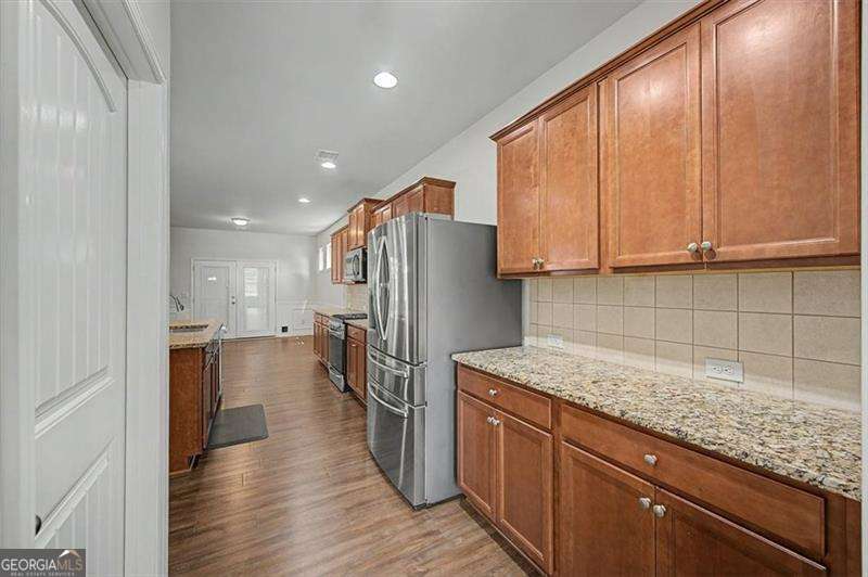 115 Silver Trace Property Photo 16
