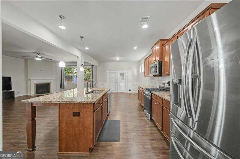 115 Silver Trace Property Photo 17