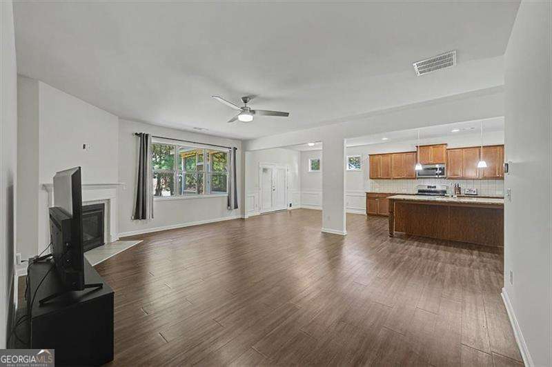 115 Silver Trace Property Photo 24