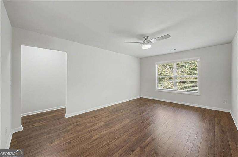 115 Silver Trace Property Photo 29