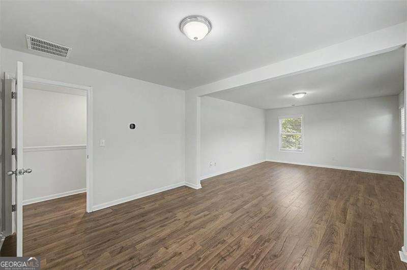 115 Silver Trace Property Photo 31