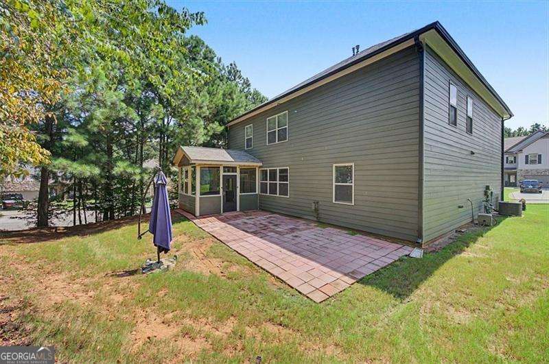 115 Silver Trace Property Photo 47