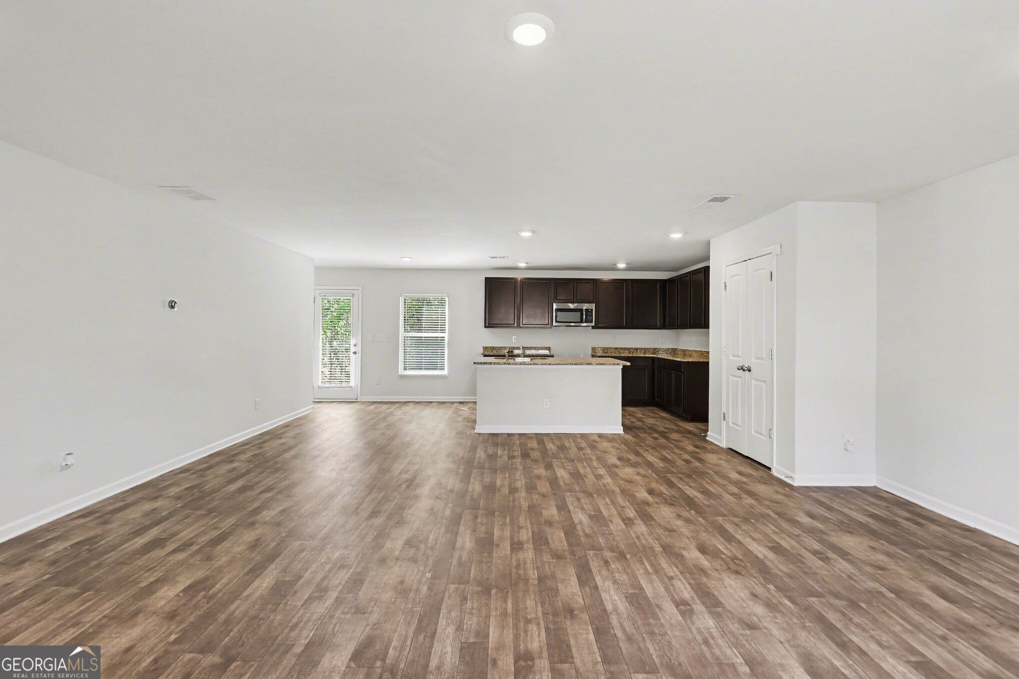 6506 Beaver Creek Trail Property Photo 2