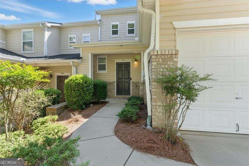 302 Oak Leaf Place Property Photo 1