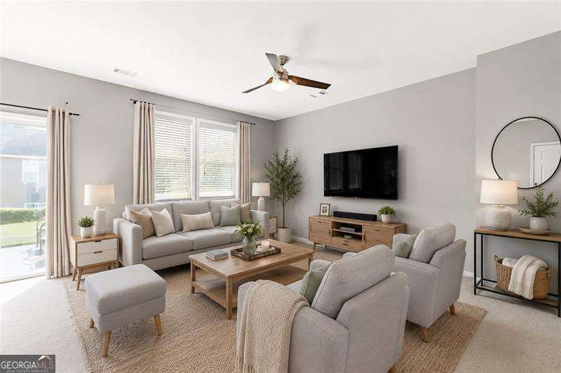 302 Oak Leaf Place Property Photo 2