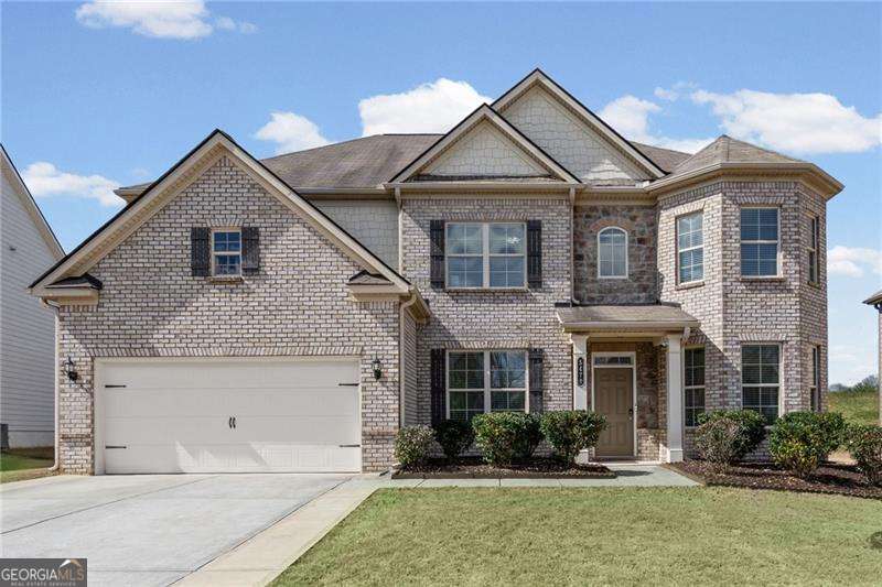 5470 Mirror Lake Drive Property Photo 1