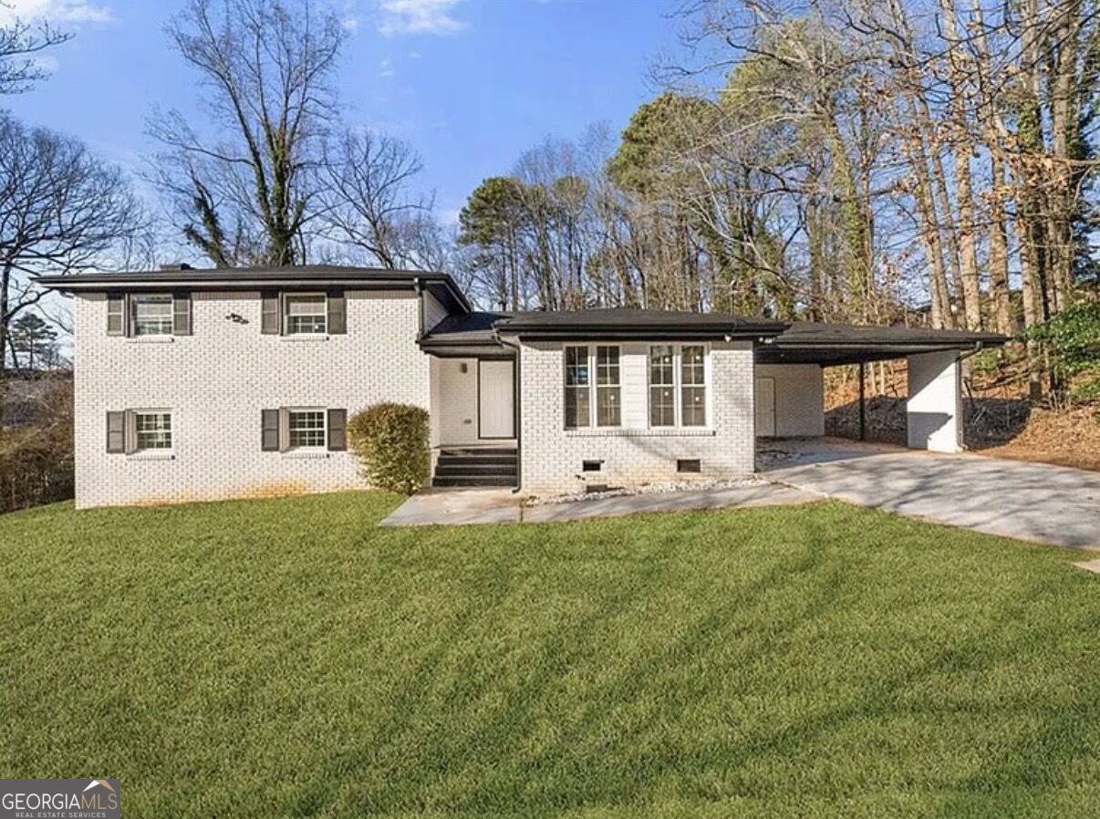 2301 Troy Cove Road Property Photo 1