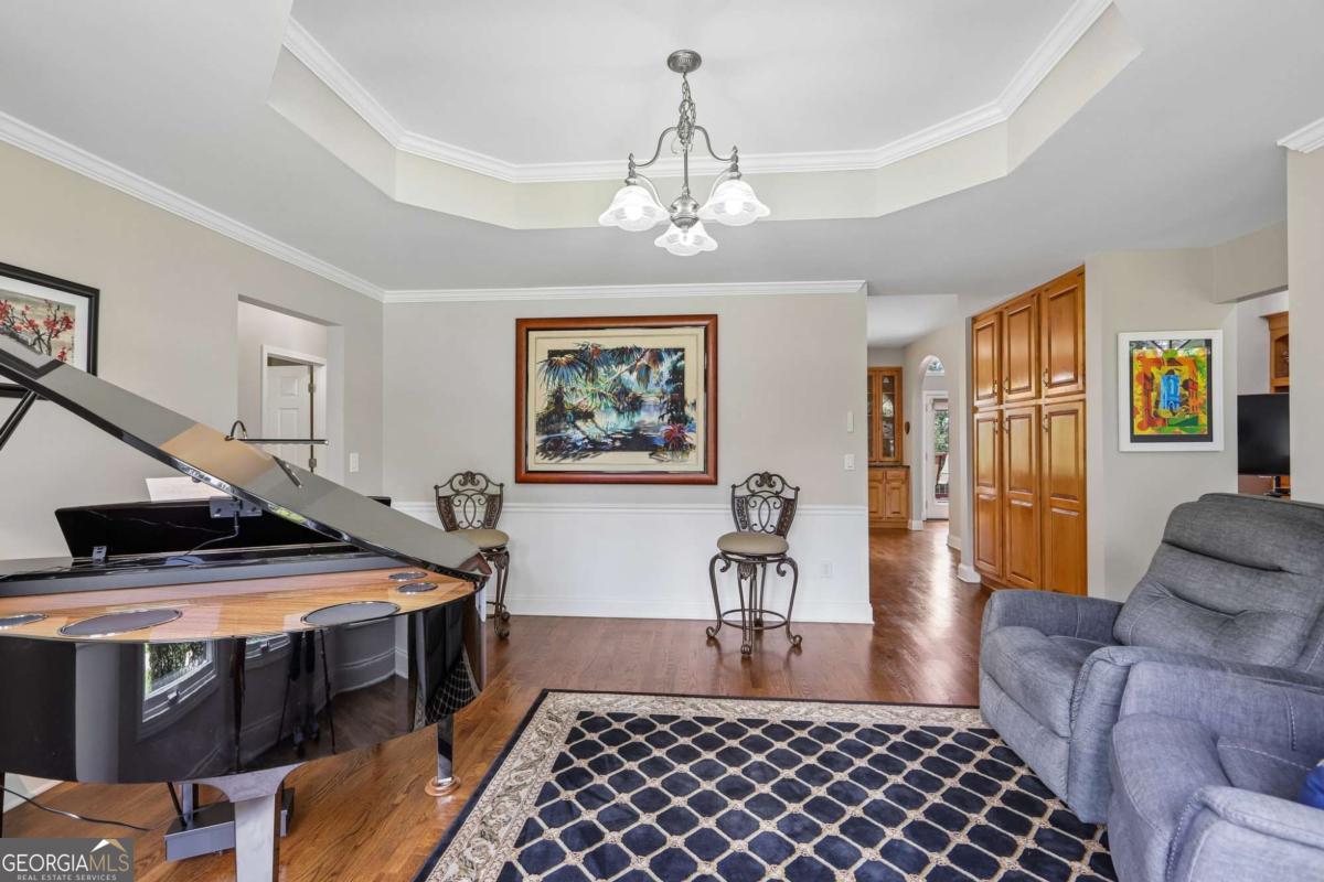 5748 Ridgewater Drive Property Photo 11