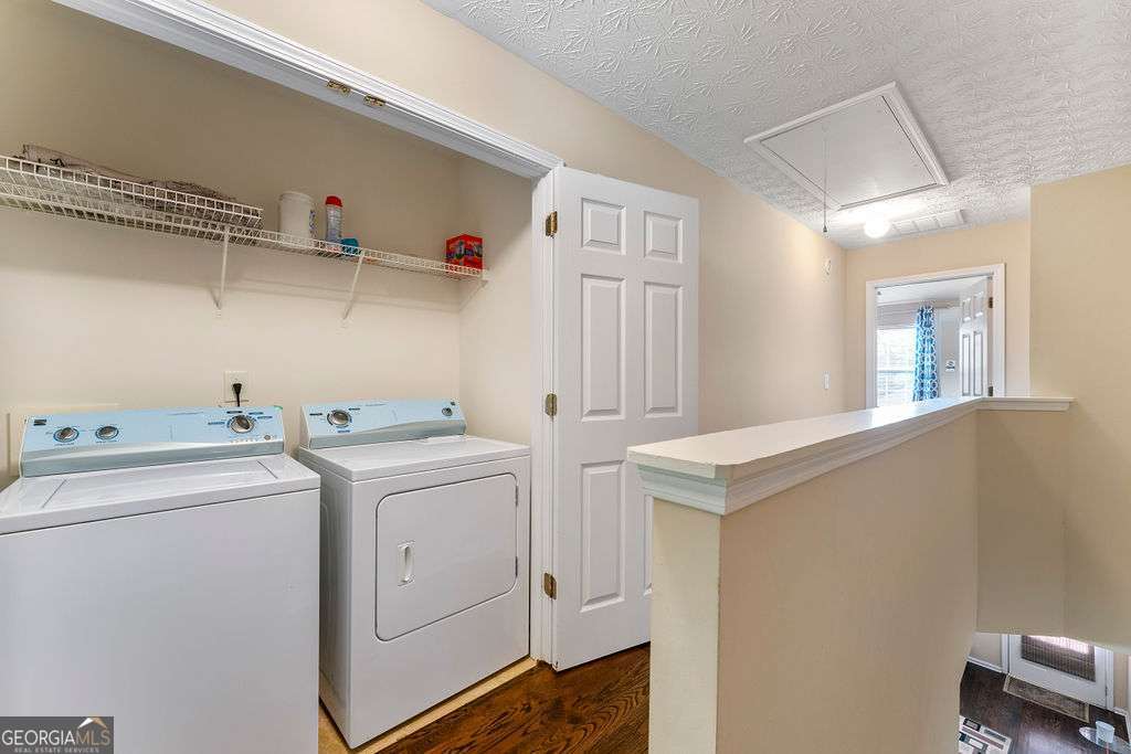 1343 Penhurst Drive Property Photo 12
