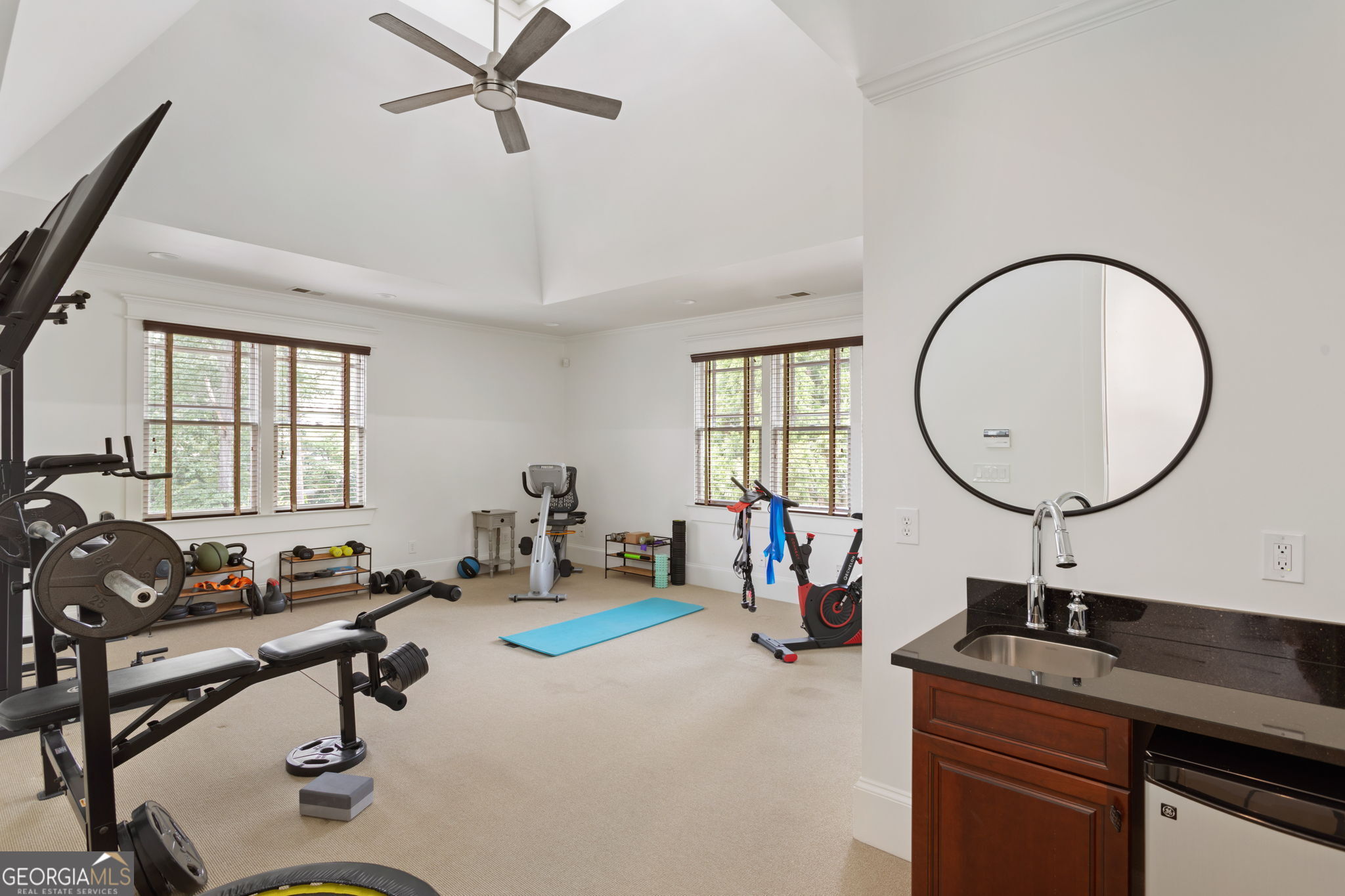 2019 Cambridge Avenue Property Photo 36