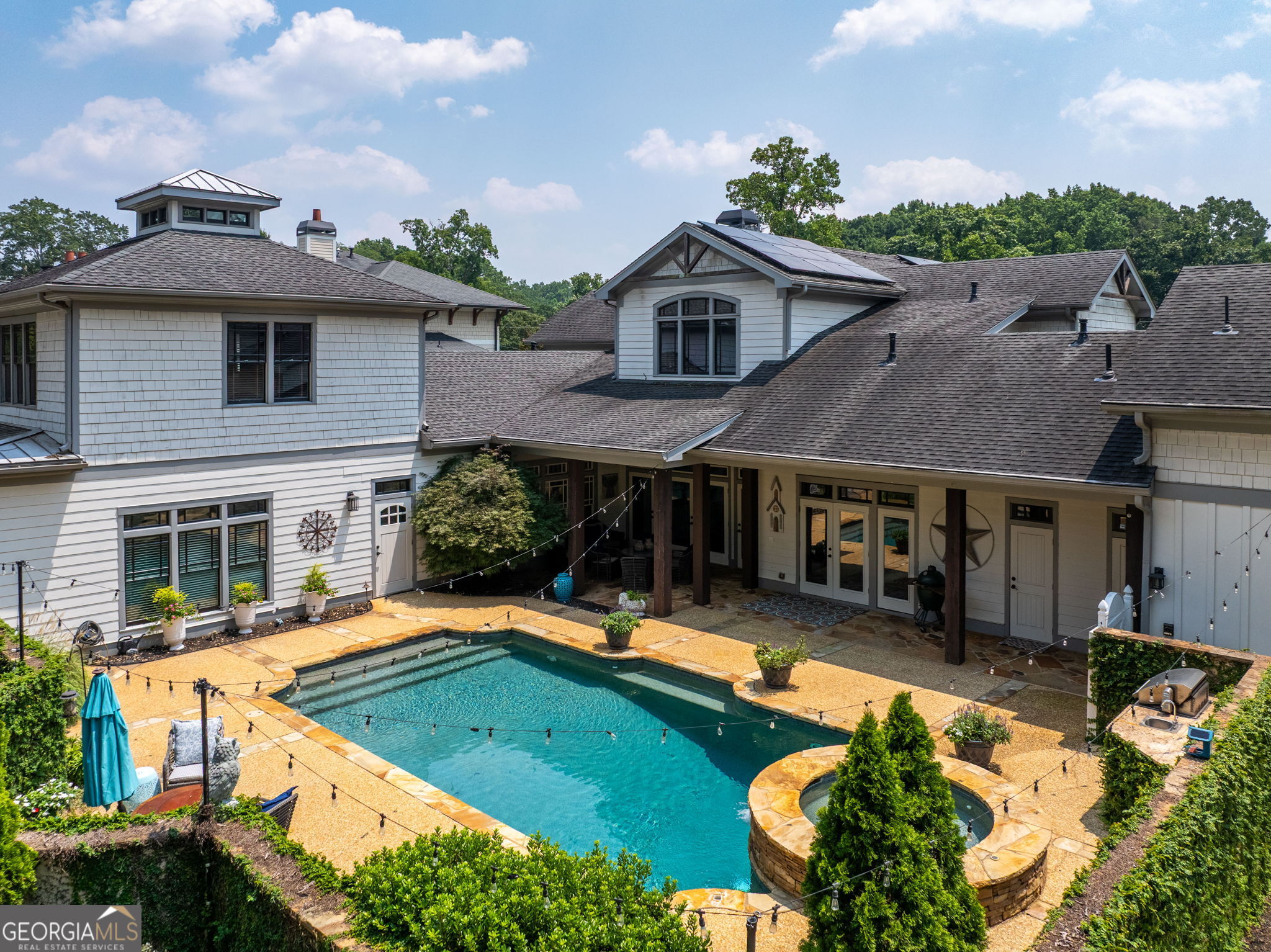 2019 Cambridge Avenue Property Photo 43