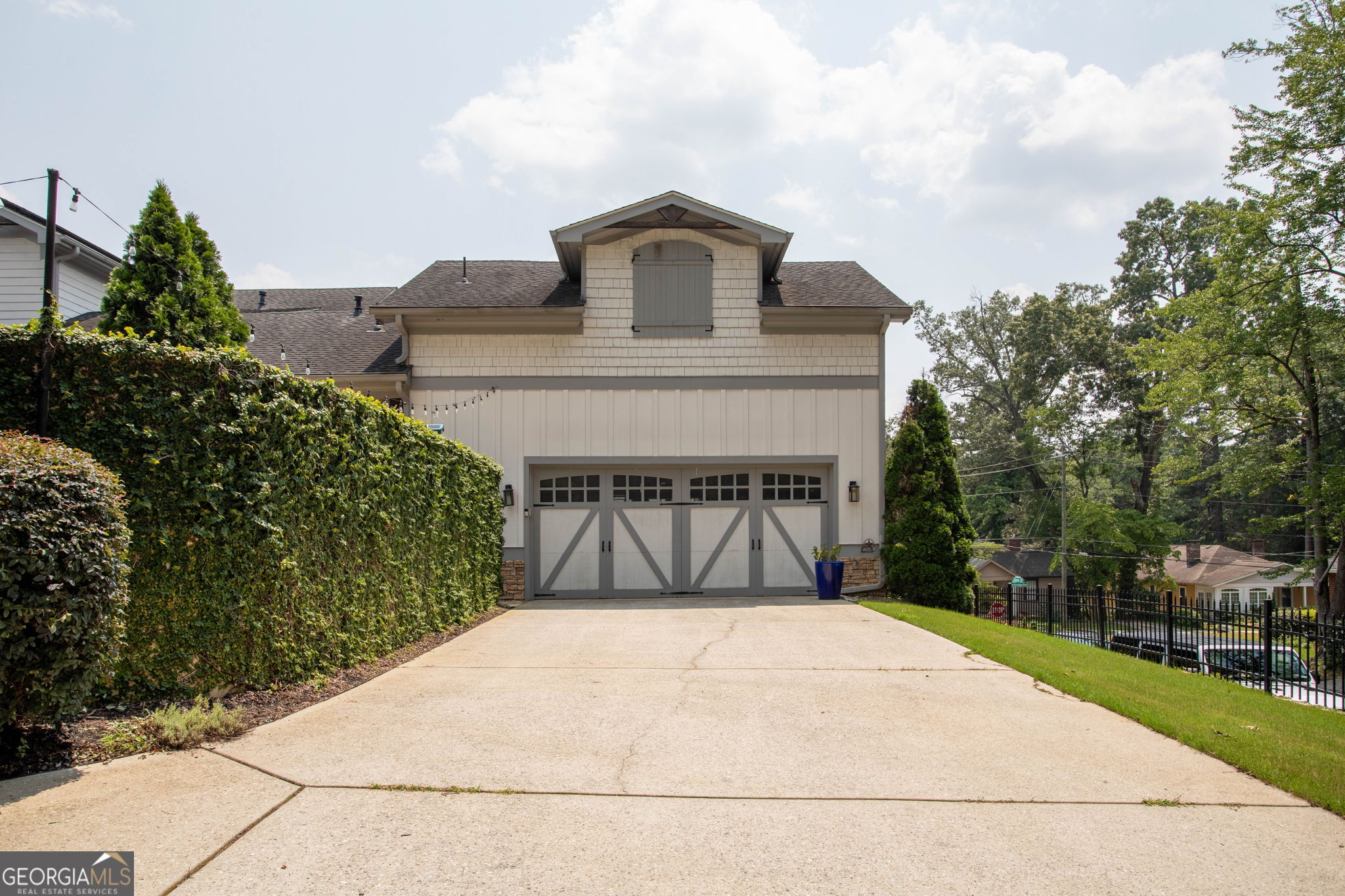 2019 Cambridge Avenue Property Photo 55