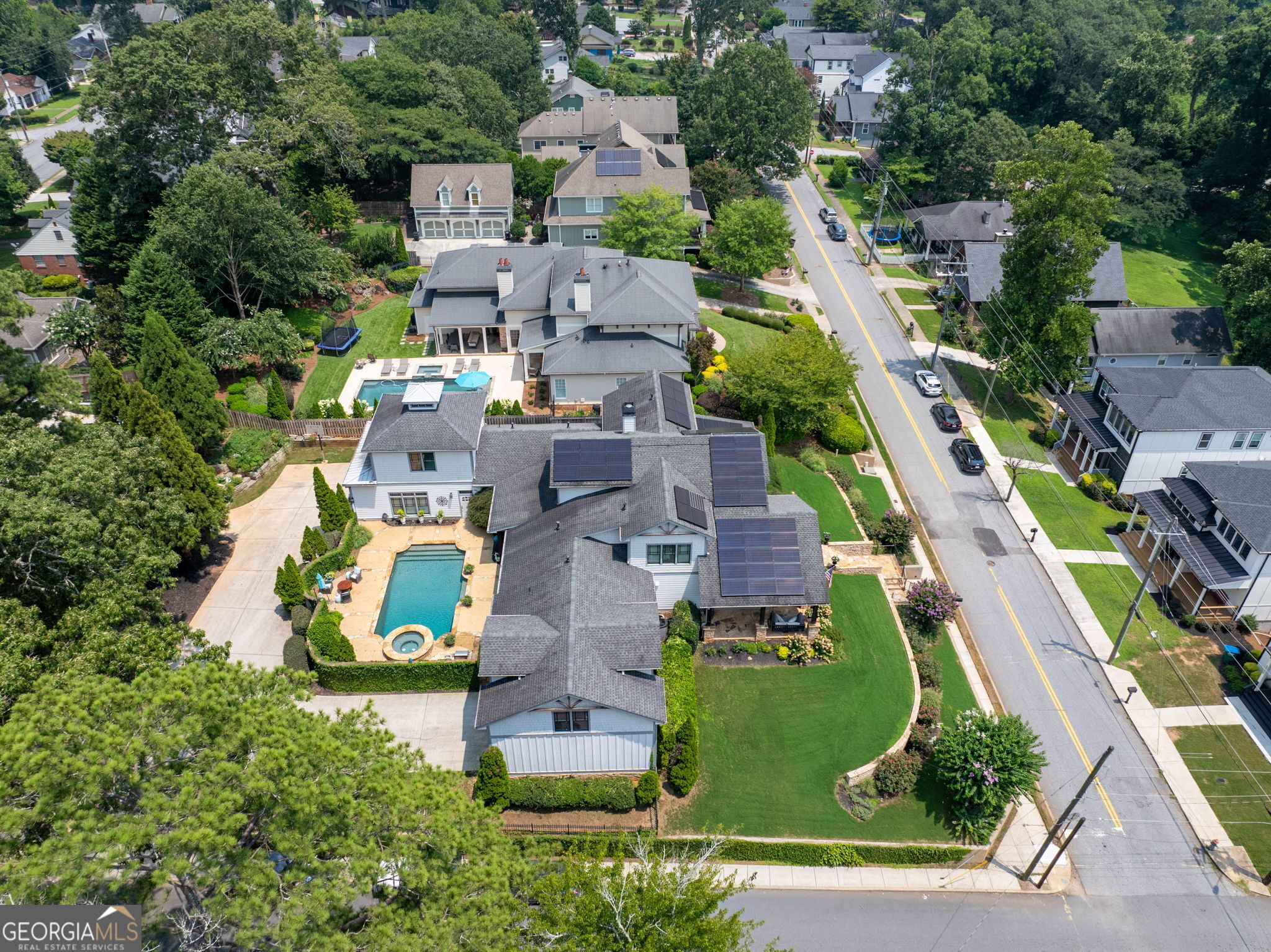 2019 Cambridge Avenue Property Photo 58