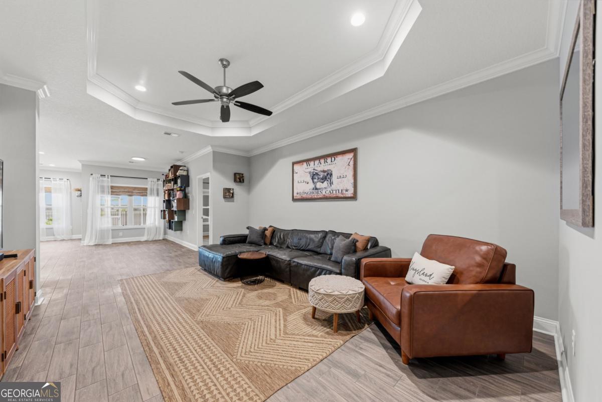 147 The Villas Way Property Photo 5
