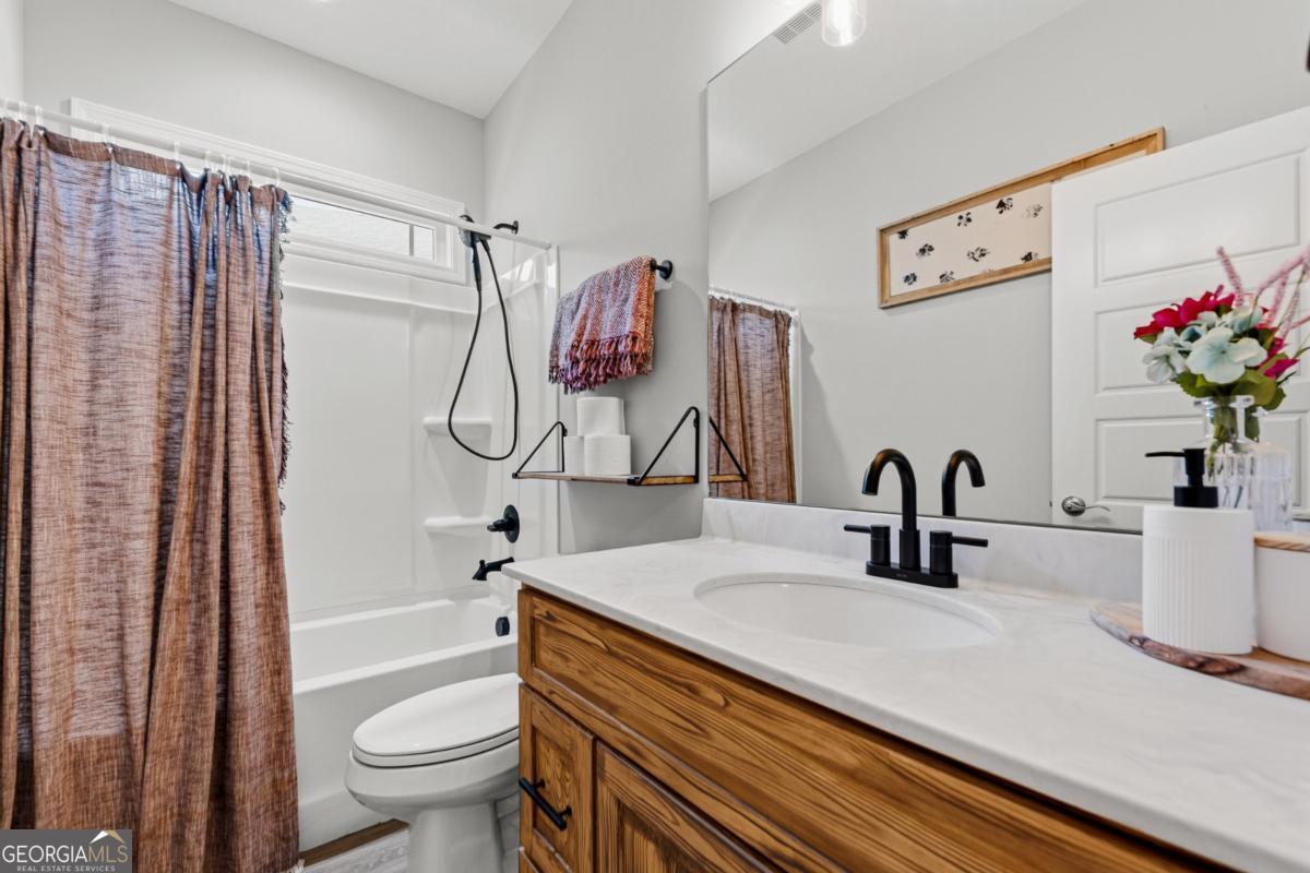 147 The Villas Way Property Photo 23